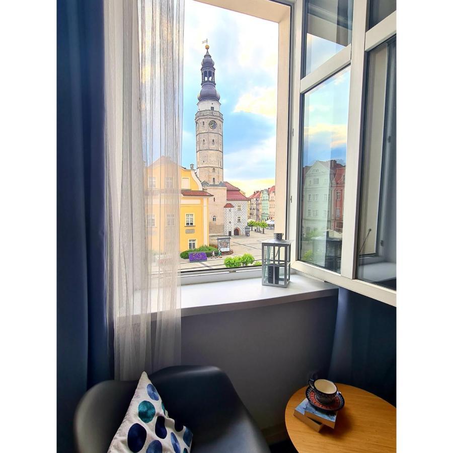 Apartamenty Przy Ratuszu Boleslawiec  Extérieur photo