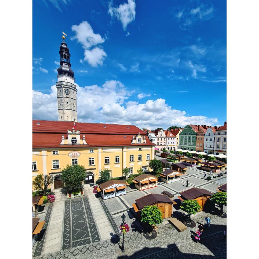 Apartamenty Przy Ratuszu Boleslawiec  Extérieur photo