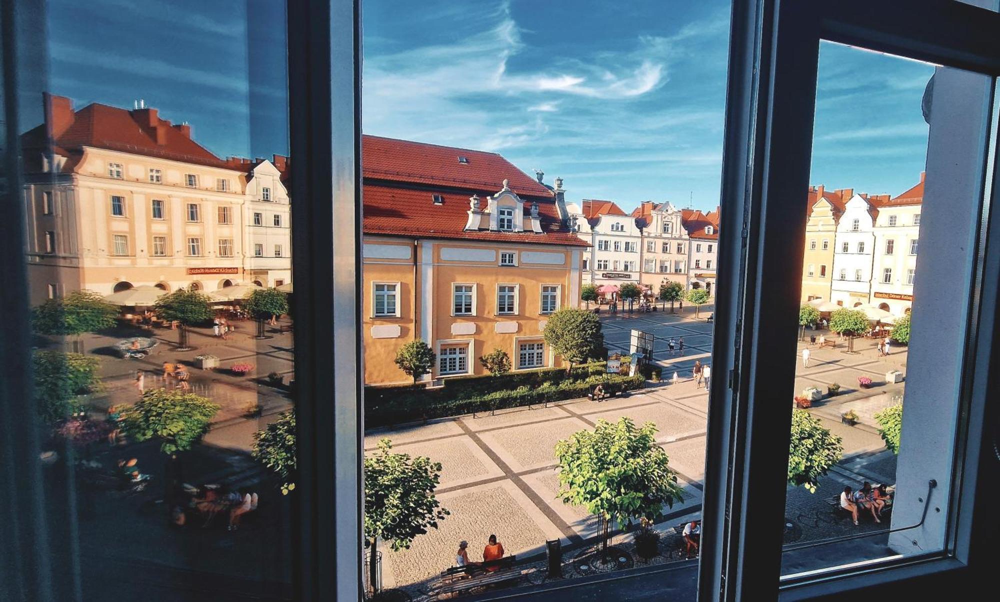 Apartamenty Przy Ratuszu Boleslawiec  Extérieur photo